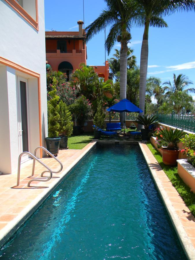 Lake Chapala Inn エクステリア 写真